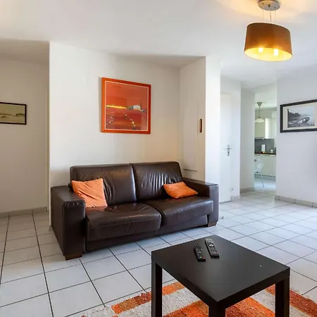 Duplex Avec Jardin Proche Du Lac Et Des Commodites De Navarrosse דירה ביסקארוס